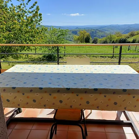 La Du Bout Du Monde Bed & Breakfast Bouillac (Aveyron)